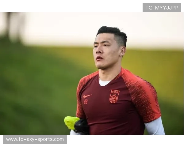 王大雷以精彩扑救再度成为焦点展现门神实力引领球队稳健前行 王大雷以精彩扑救再度成为焦点展现门神实力引领球队稳健前行